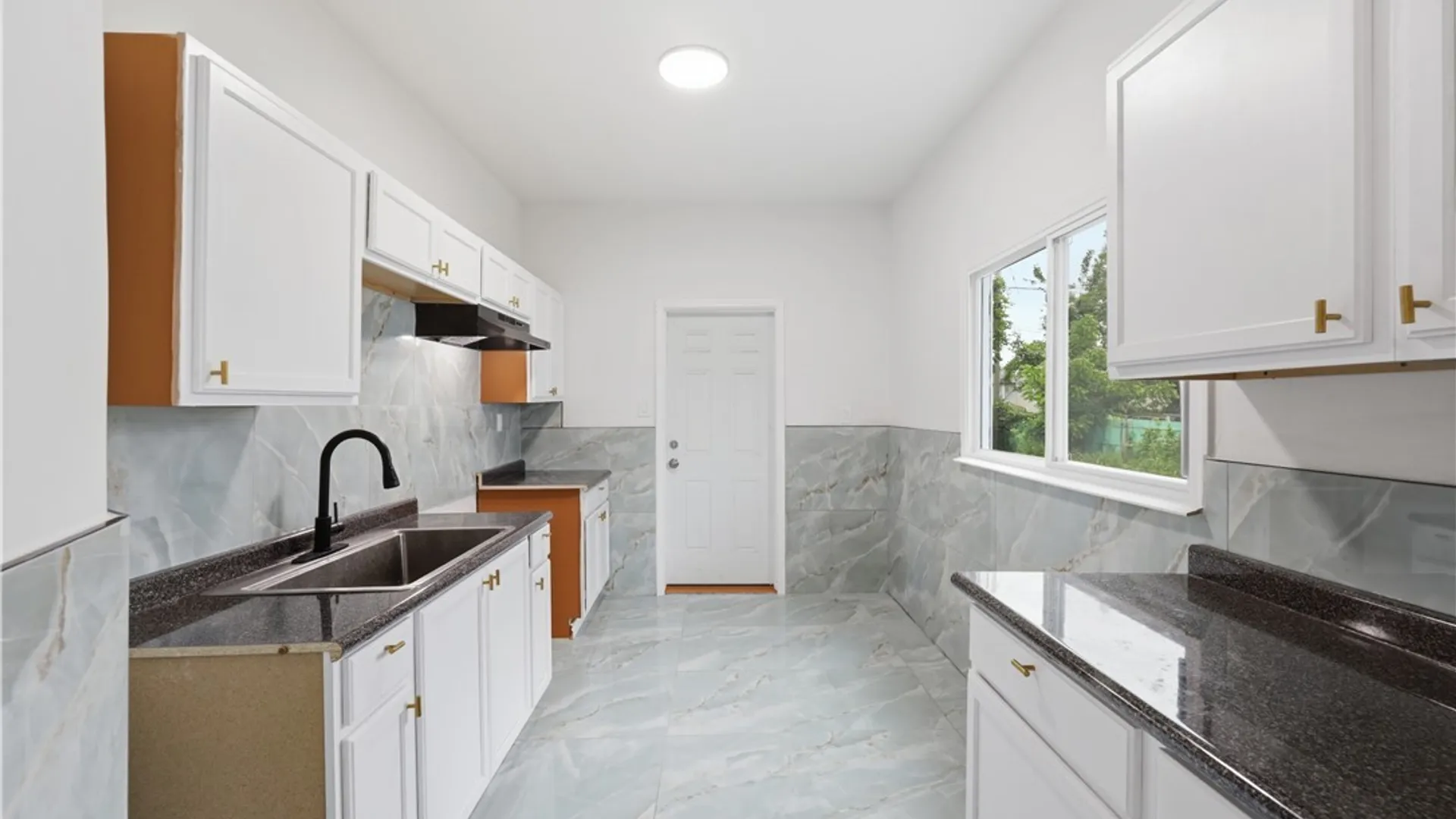 Property at 46 Woodlawn Avenue, Buffalo, NY 14209 7