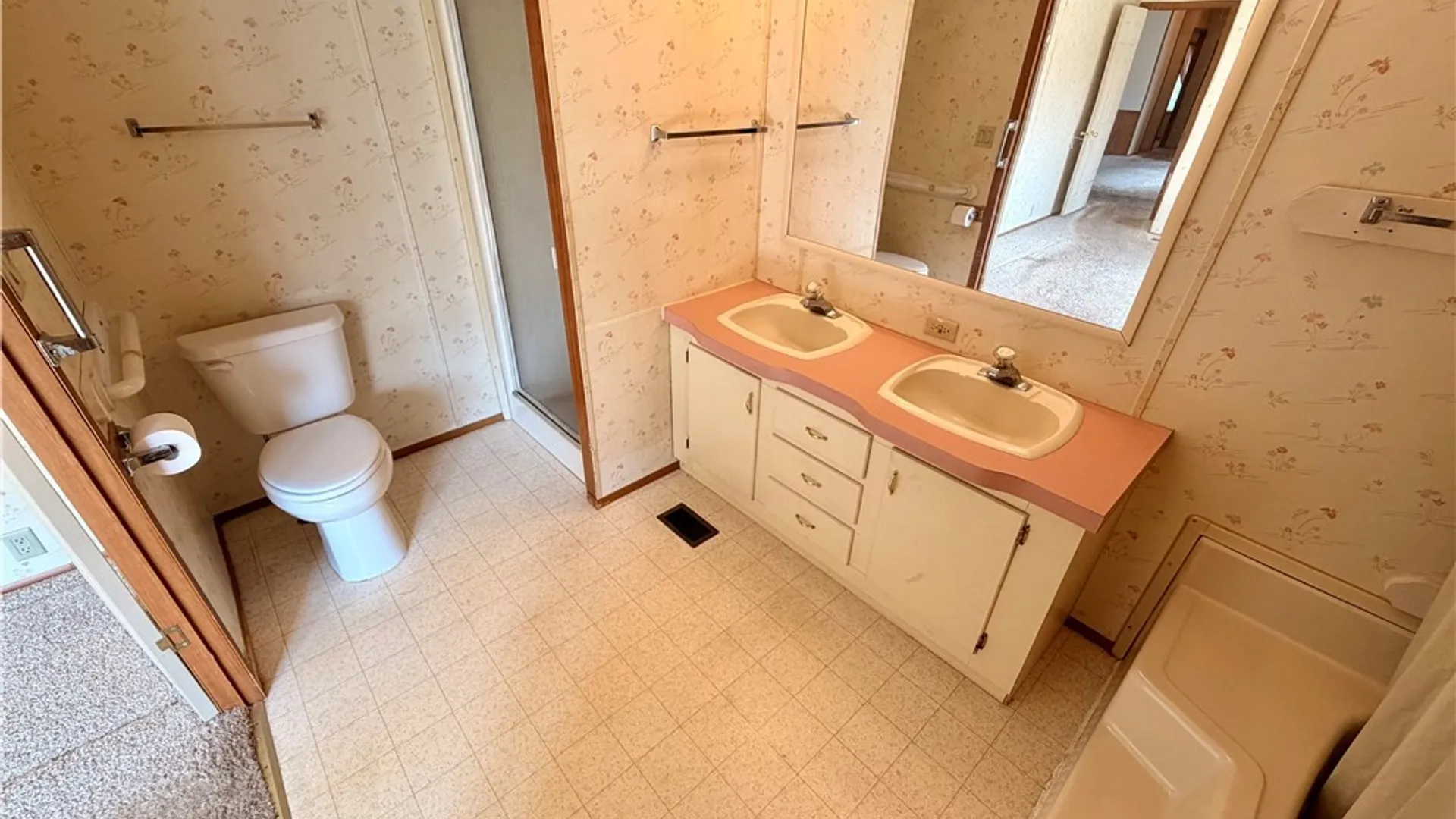 Property at 6220 Corwin Station, Newfane, NY 14108 17