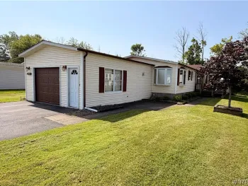 6220 Corwin Station, Newfane, NY 14108