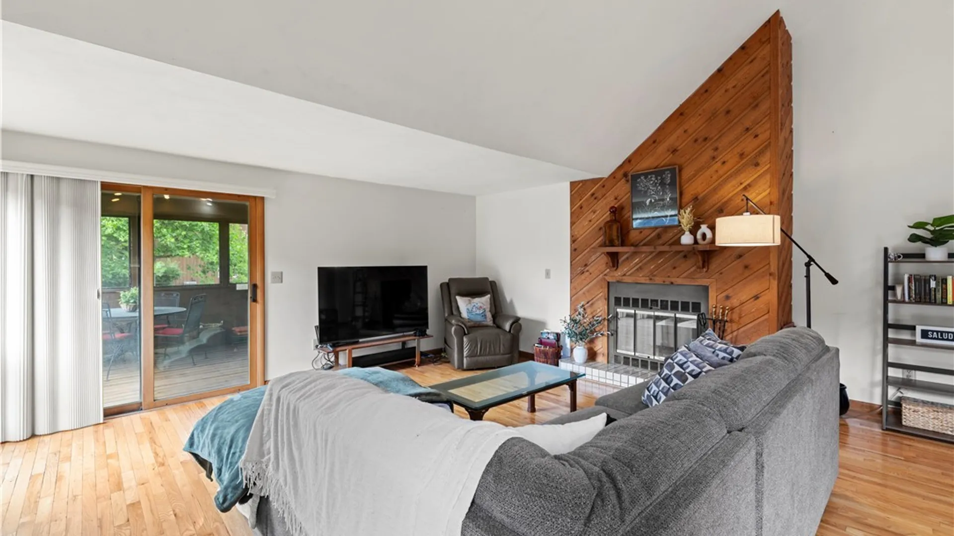 Property at 202 Weatheridge Drive, Camillus, NY 13031 19