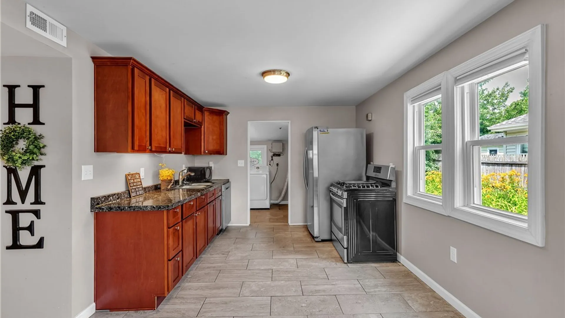 Property at 624 Montrose Avenue, Tonawanda, NY 14223 13