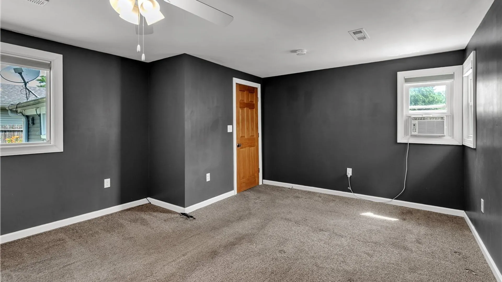 Property at 624 Montrose Avenue, Tonawanda, NY 14223 21