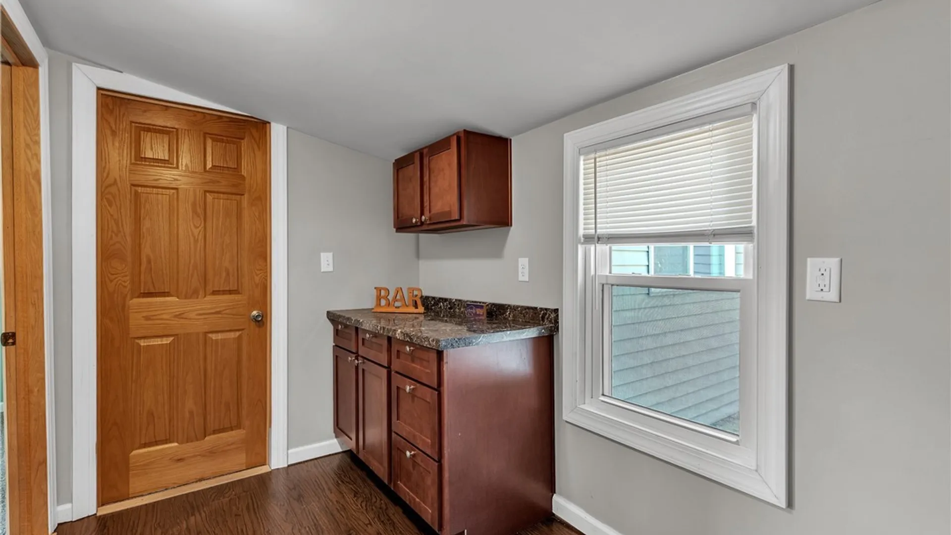 Property at 624 Montrose Avenue, Tonawanda, NY 14223 28