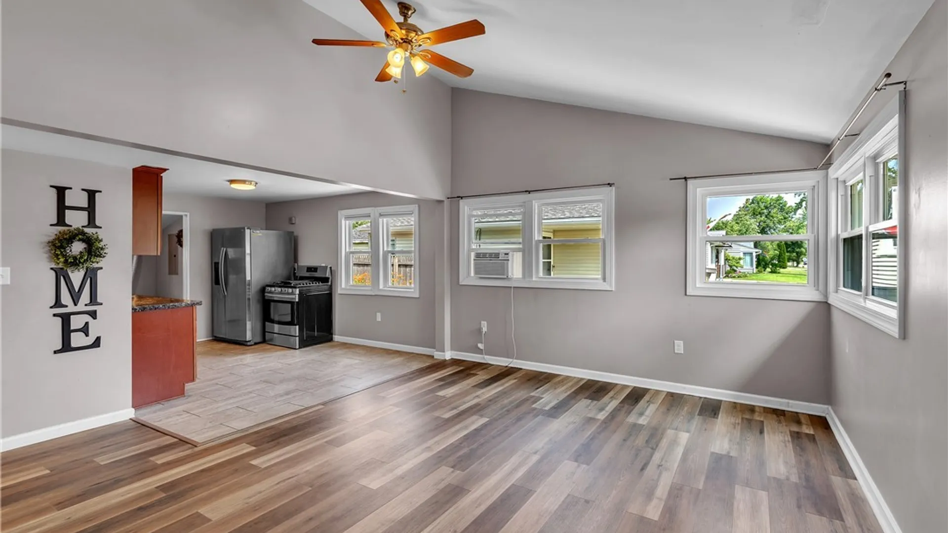 Property at 624 Montrose Avenue, Tonawanda, NY 14223 9