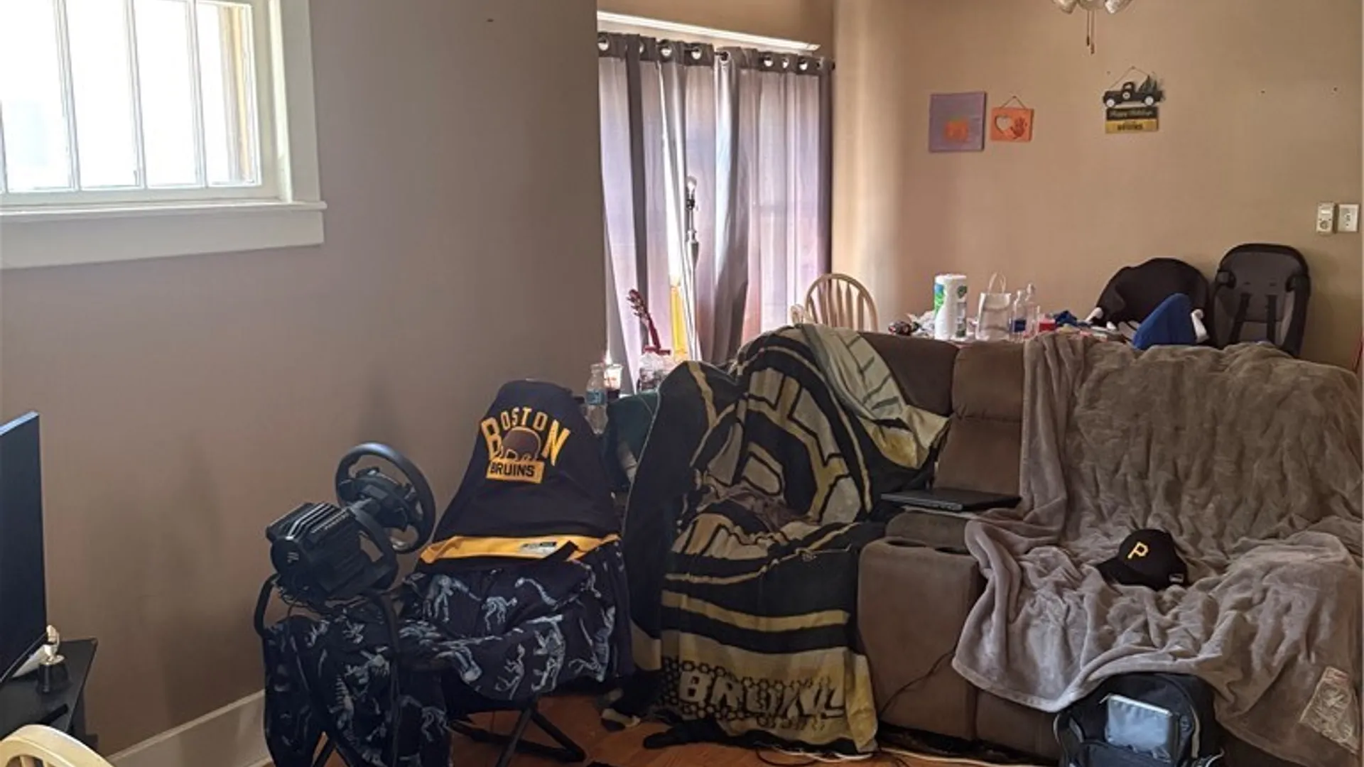 Property at 230 74, Niagara Falls, NY 14304 6