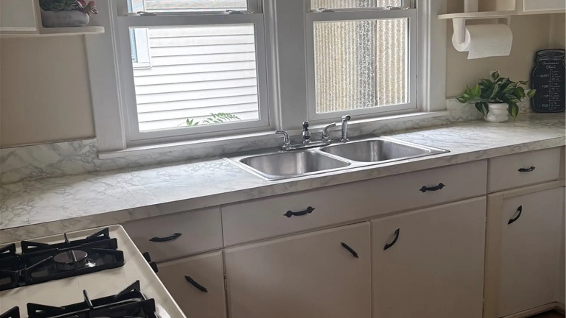 Property at 230 74, Niagara Falls, NY 14304 10