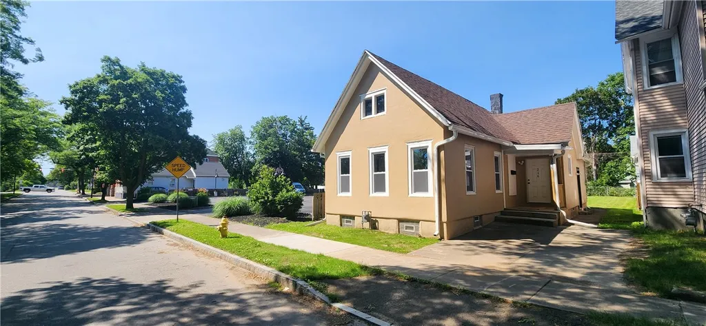Property at 216 Lyndhurst Street, Rochester, NY 14605