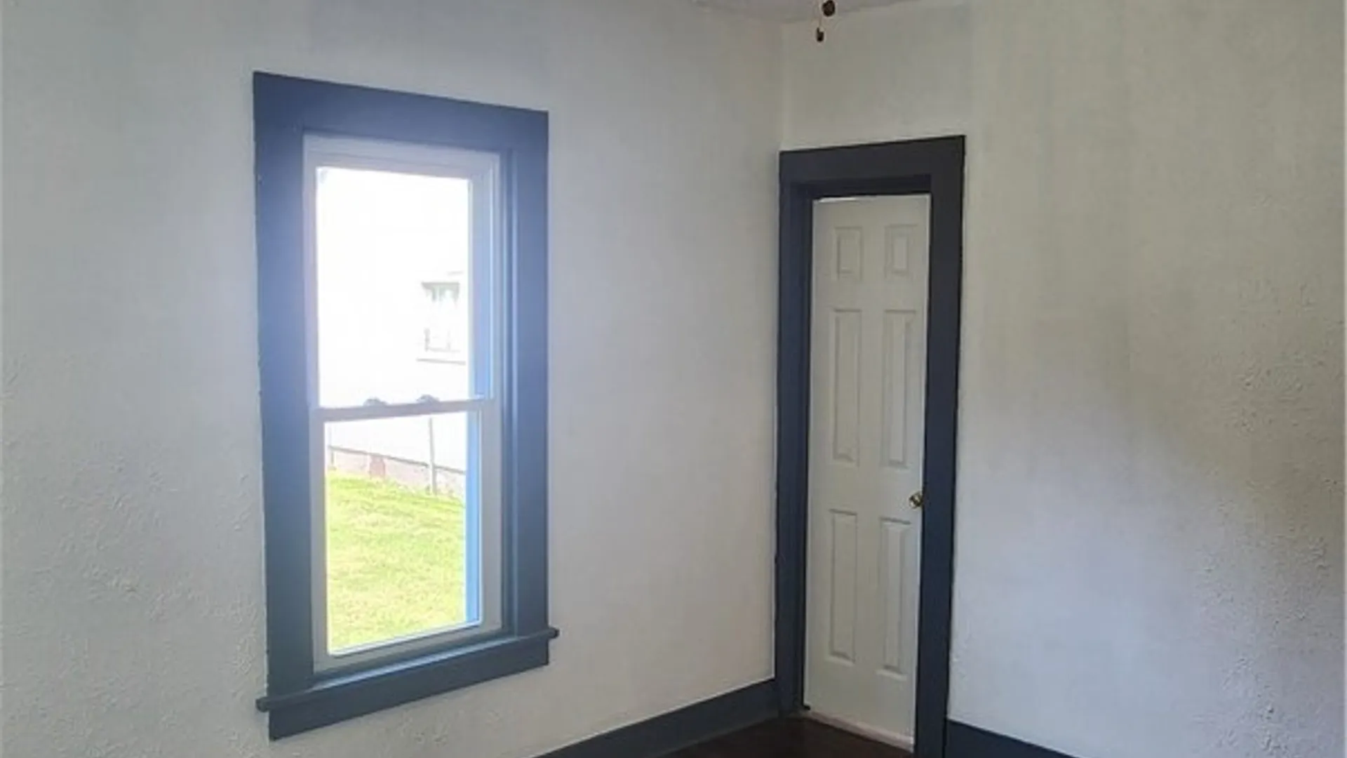 Property at 216 Lyndhurst Street, Rochester, NY 14605 7