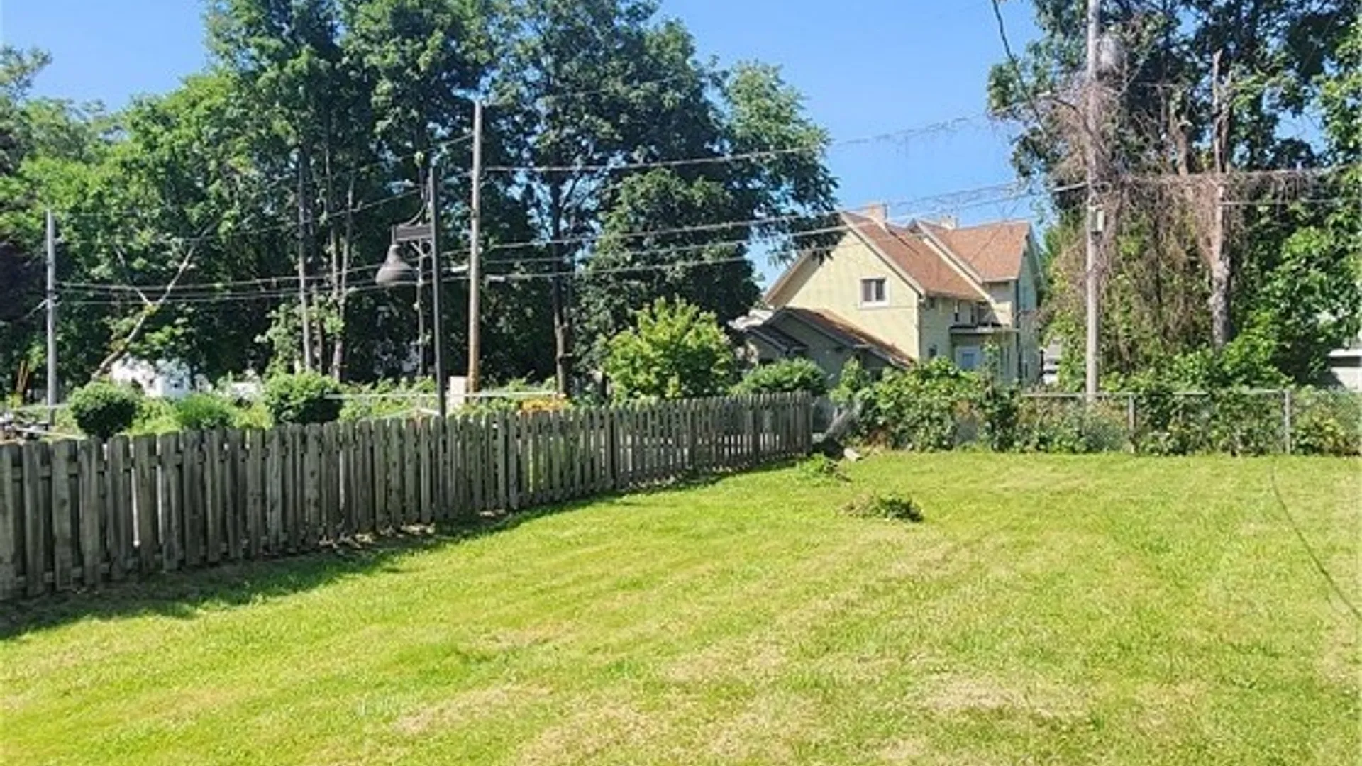 Property at 216 Lyndhurst Street, Rochester, NY 14605 11