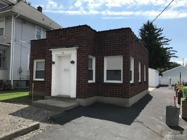Property at 50 Lake Avenue, Hamburg, NY 14219