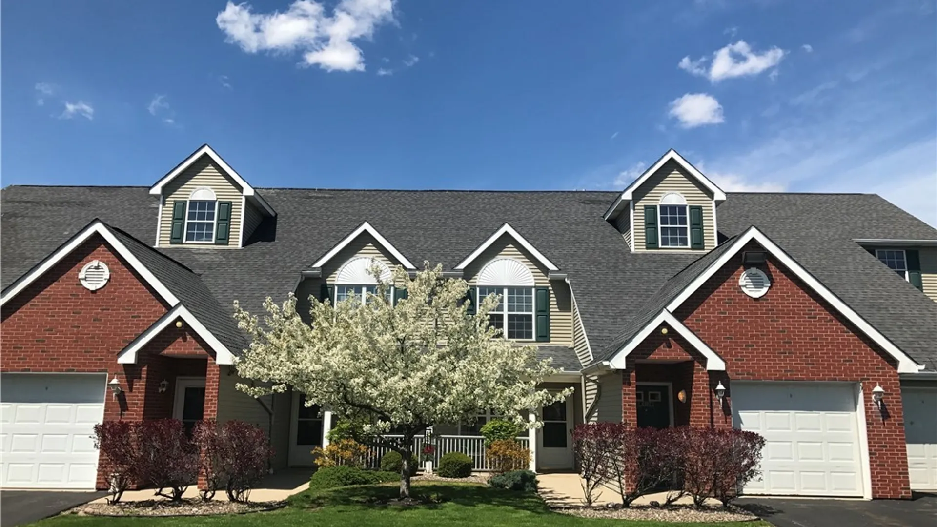 Property at 4100 Stonegate, Amherst, NY 14221 6