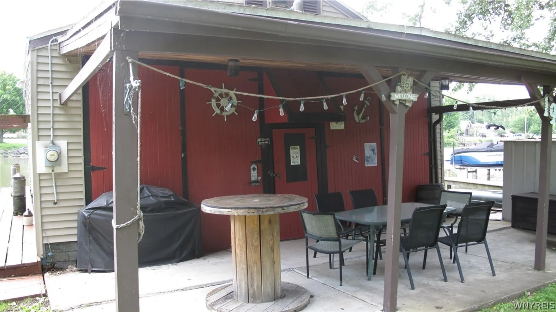 Property at 19 Canal Front Mayors Park, North Tonawanda, NY 14120 16