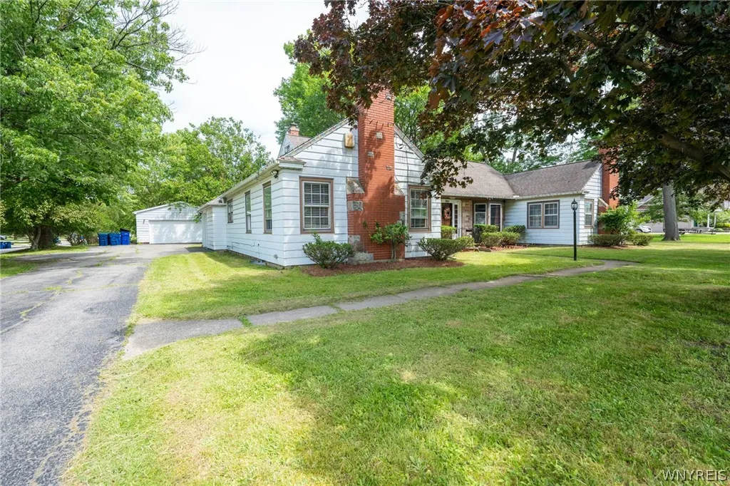 Property at 260 S Forest Road, Amherst, NY 14221