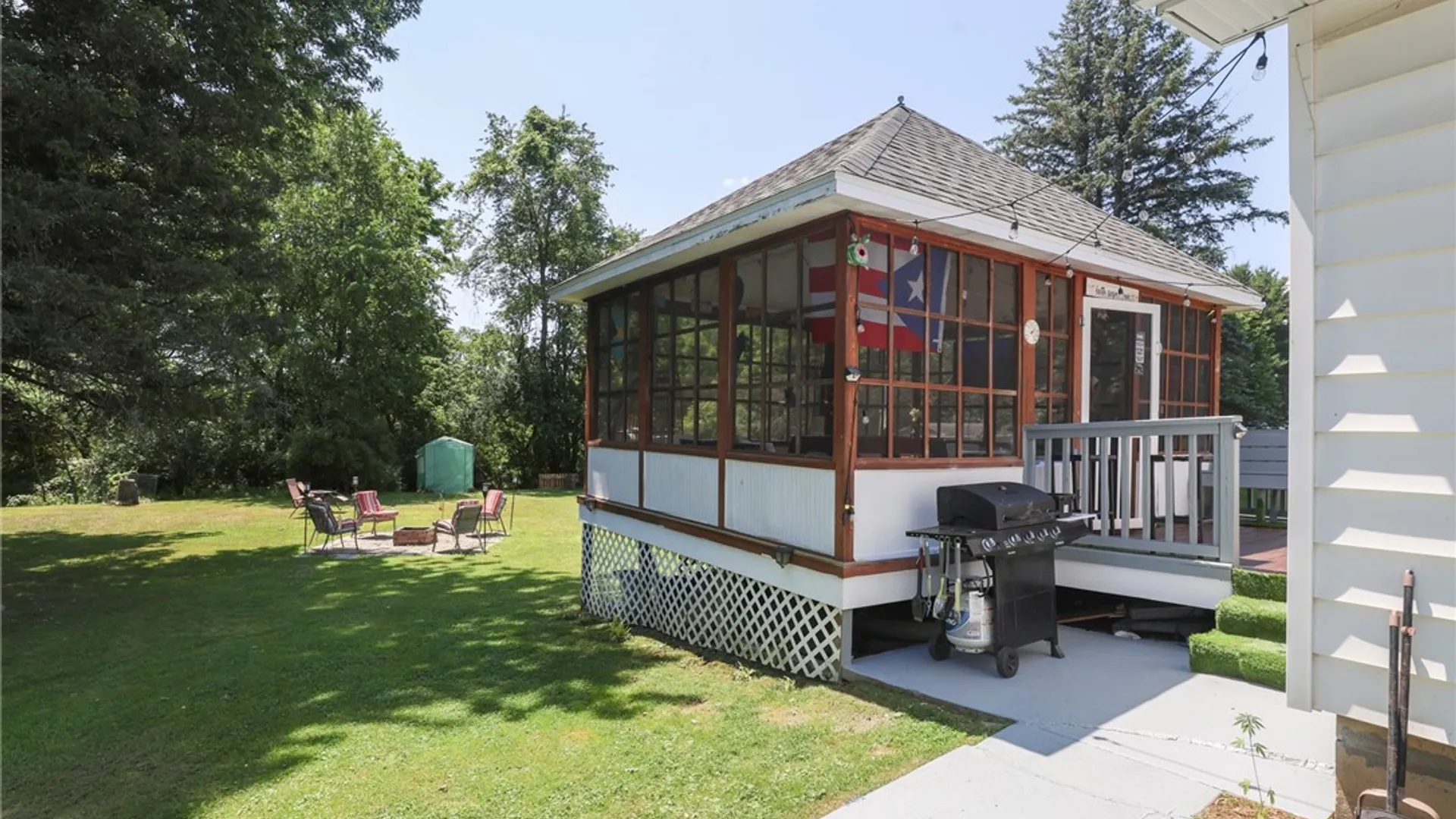 Property at 17 Park Lane, Big Flats, NY 14814 32