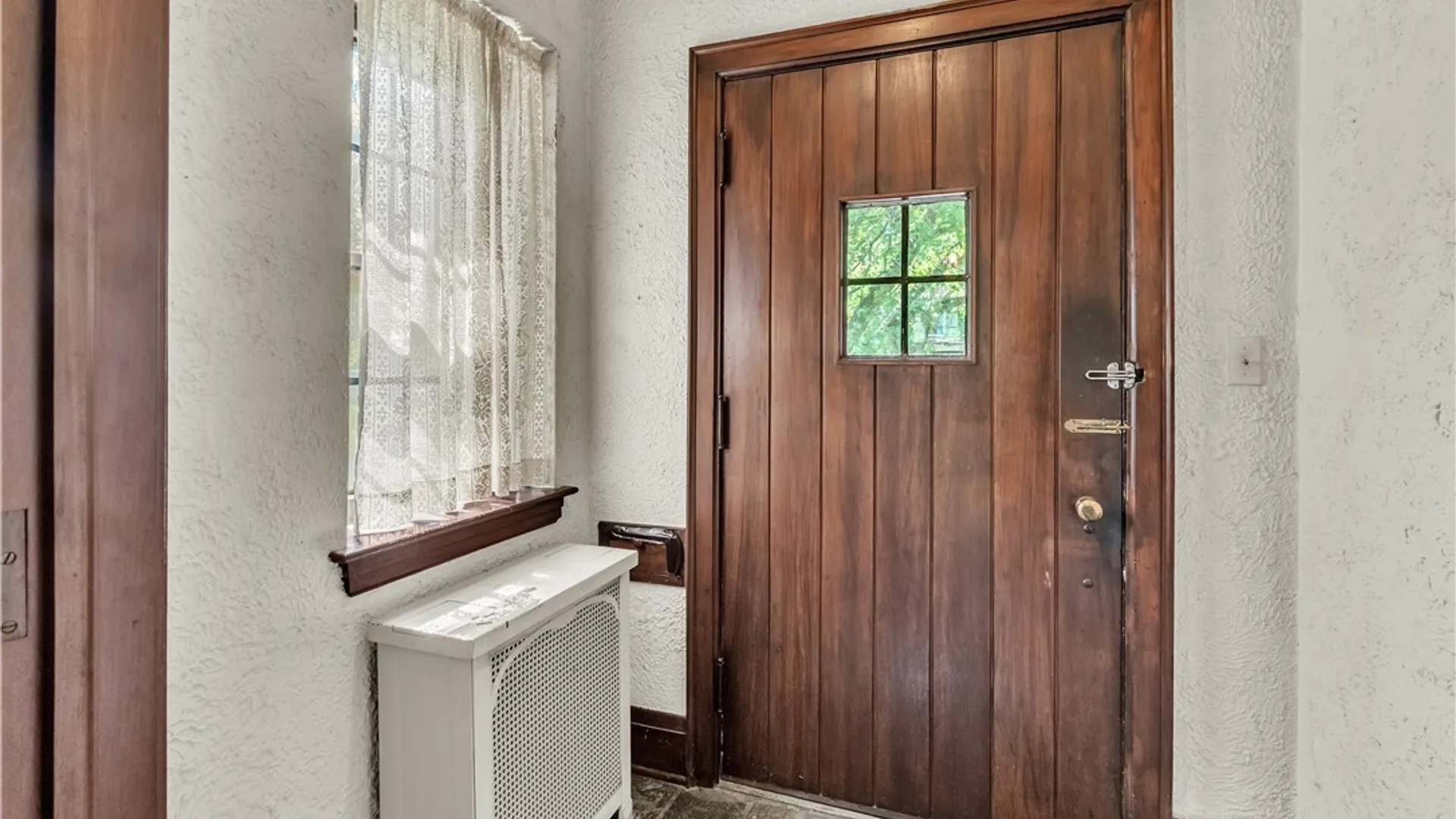Property at 910 James Avenue, Niagara Falls, NY 14305 10