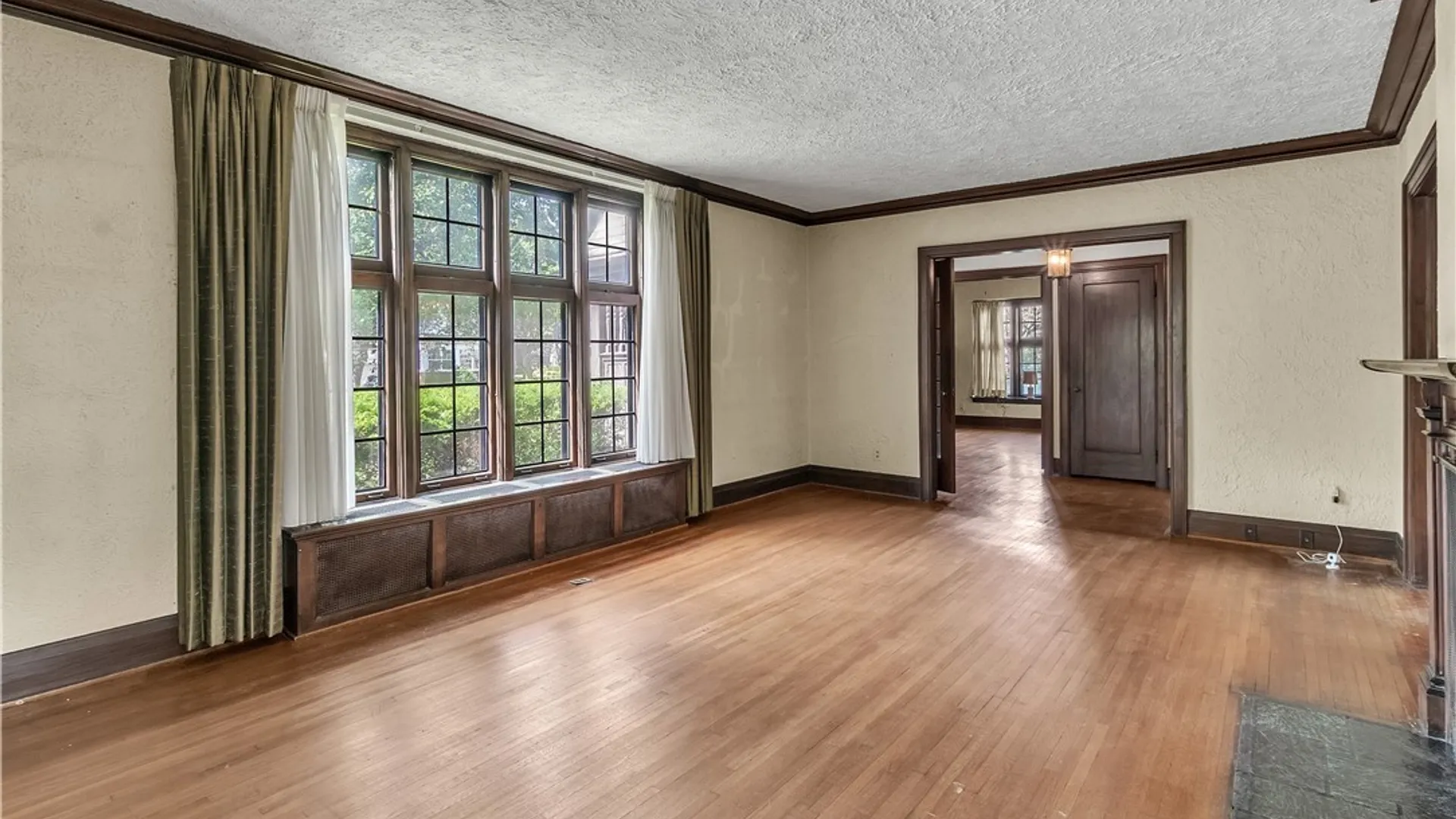 Property at 910 James Avenue, Niagara Falls, NY 14305 13