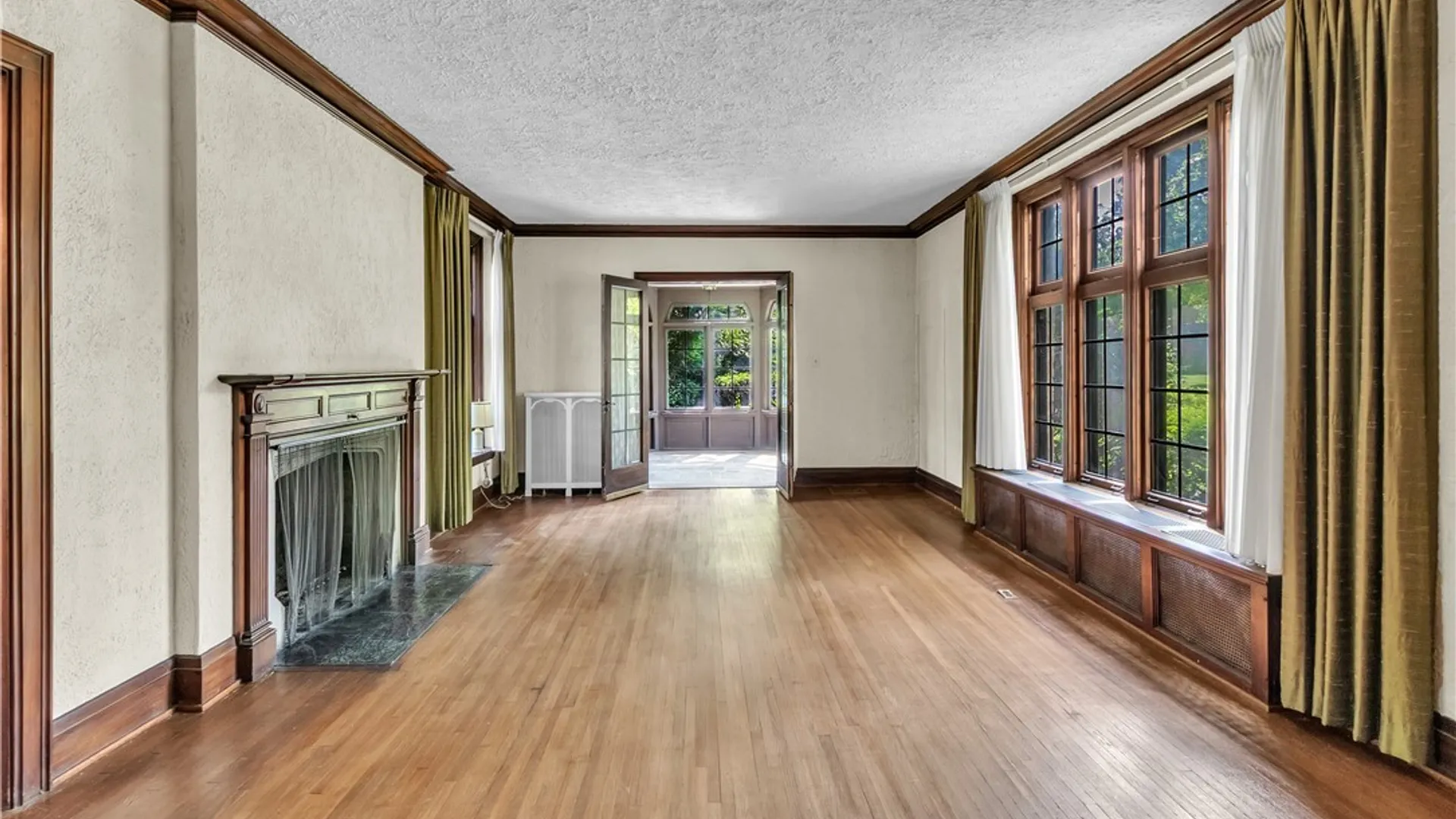 Property at 910 James Avenue, Niagara Falls, NY 14305 20