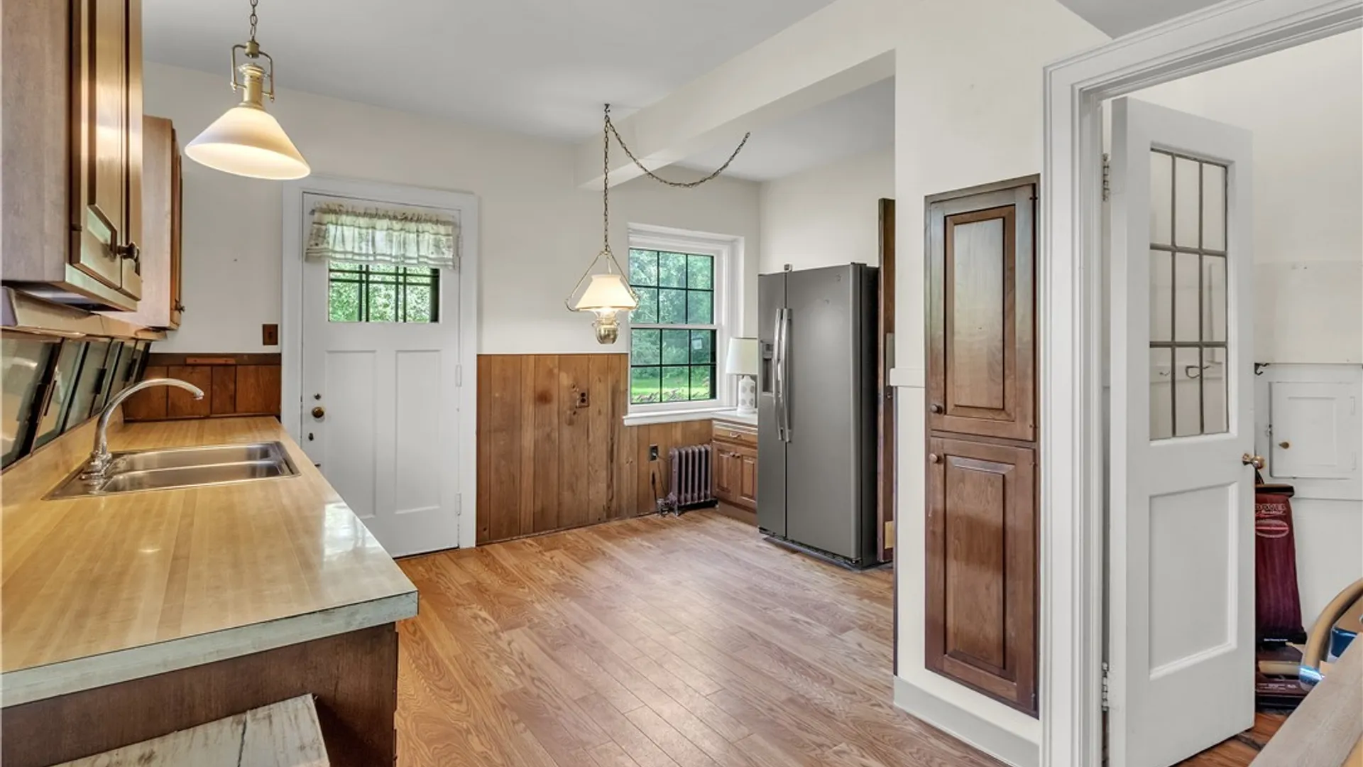Property at 910 James Avenue, Niagara Falls, NY 14305 21