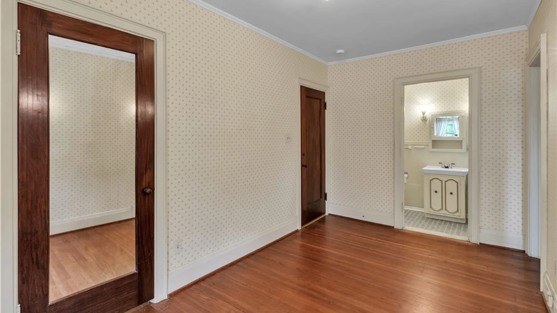 Property at 910 James Avenue, Niagara Falls, NY 14305 30