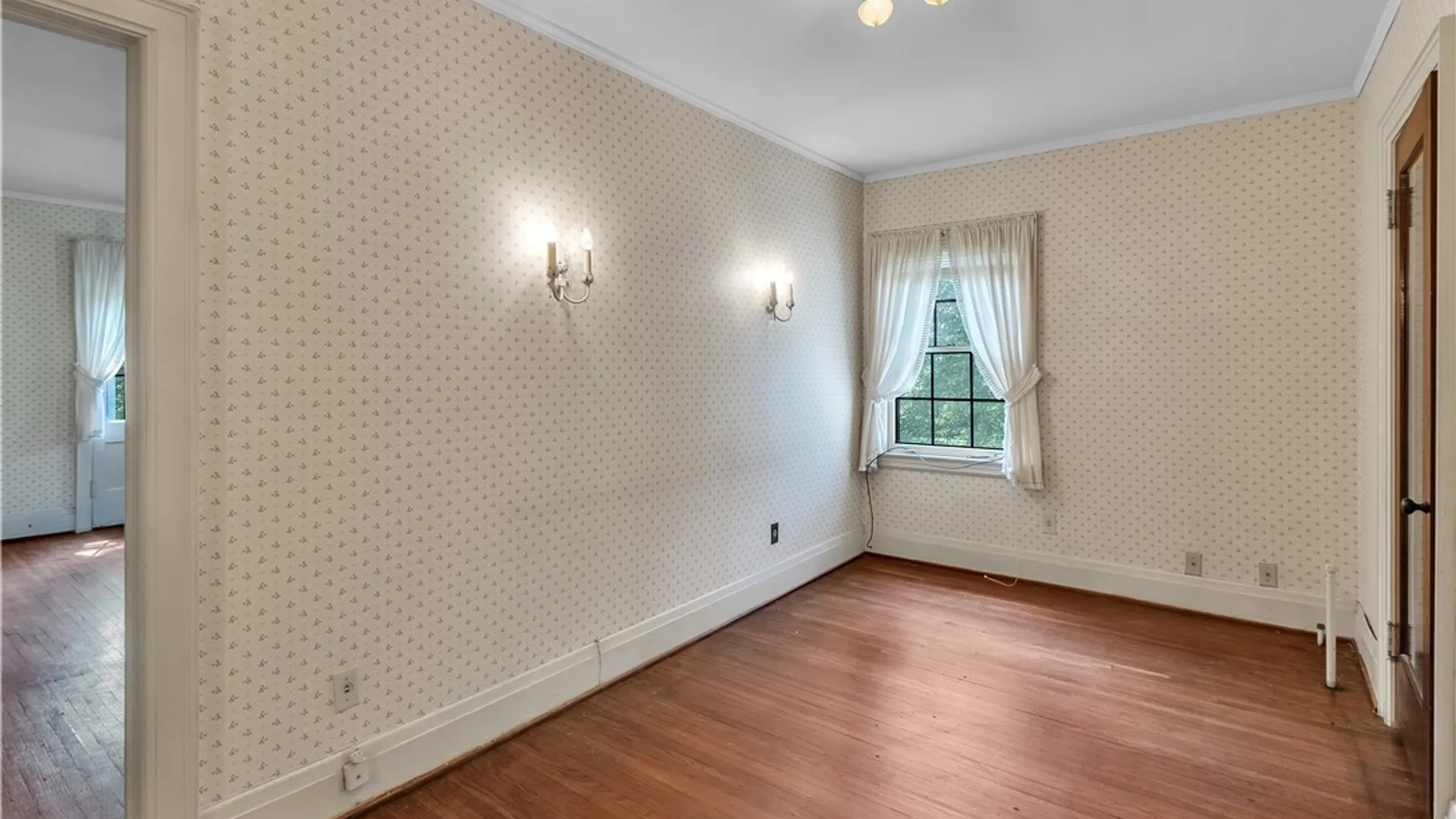 Property at 910 James Avenue, Niagara Falls, NY 14305 31