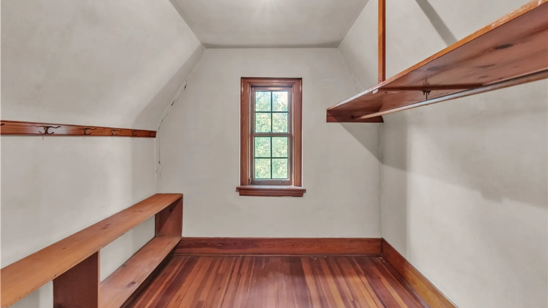Property at 910 James Avenue, Niagara Falls, NY 14305 41
