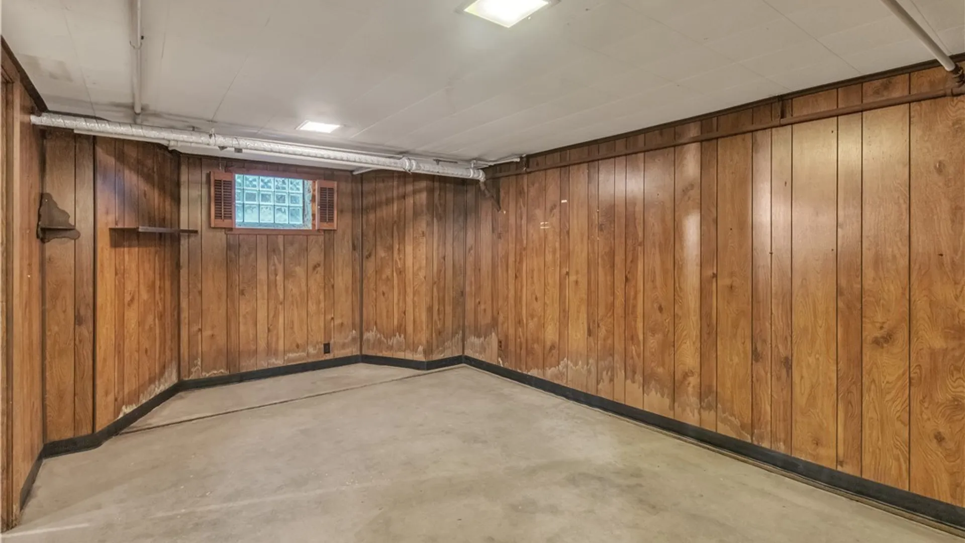 Property at 910 James Avenue, Niagara Falls, NY 14305 46