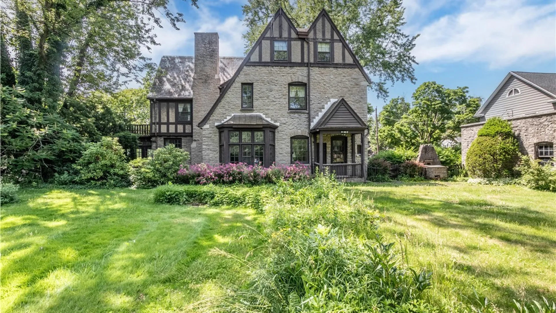 Property at 910 James Avenue, Niagara Falls, NY 14305 6