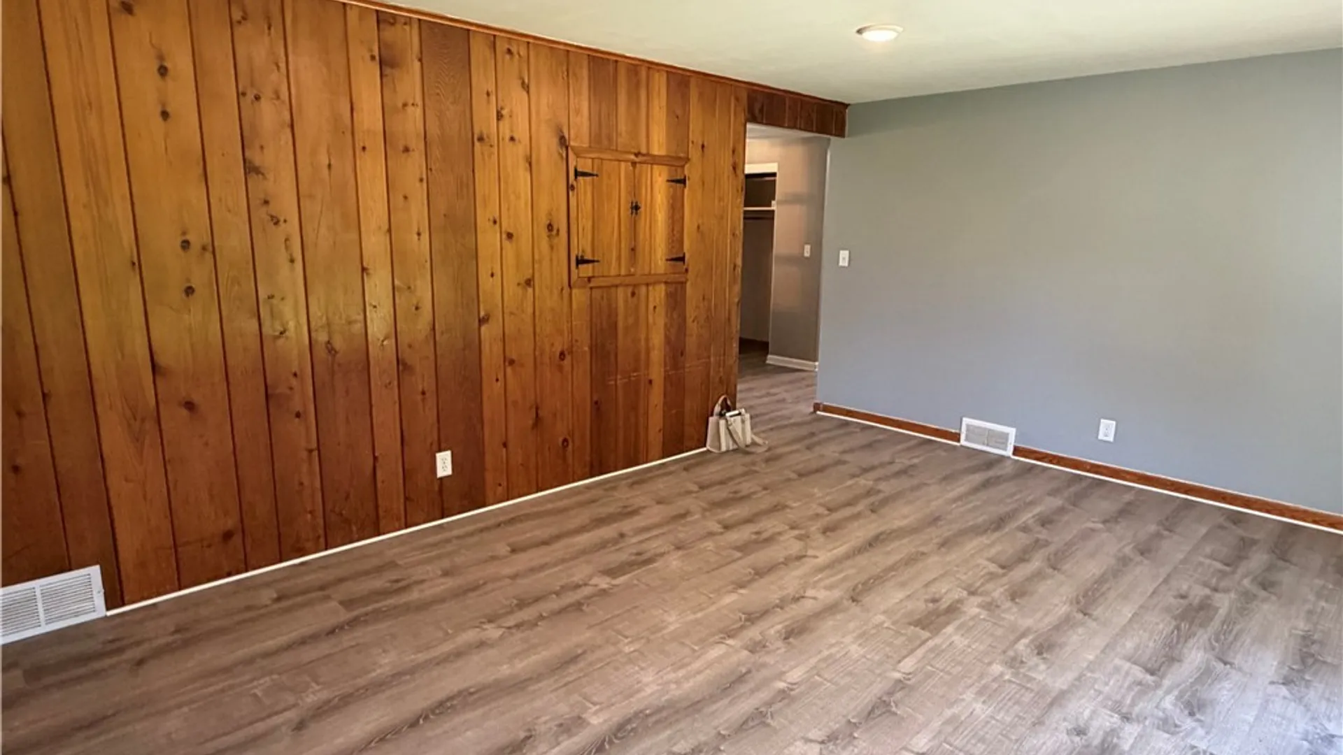 Property at 22 Castle Court, Amherst, NY 14226 12