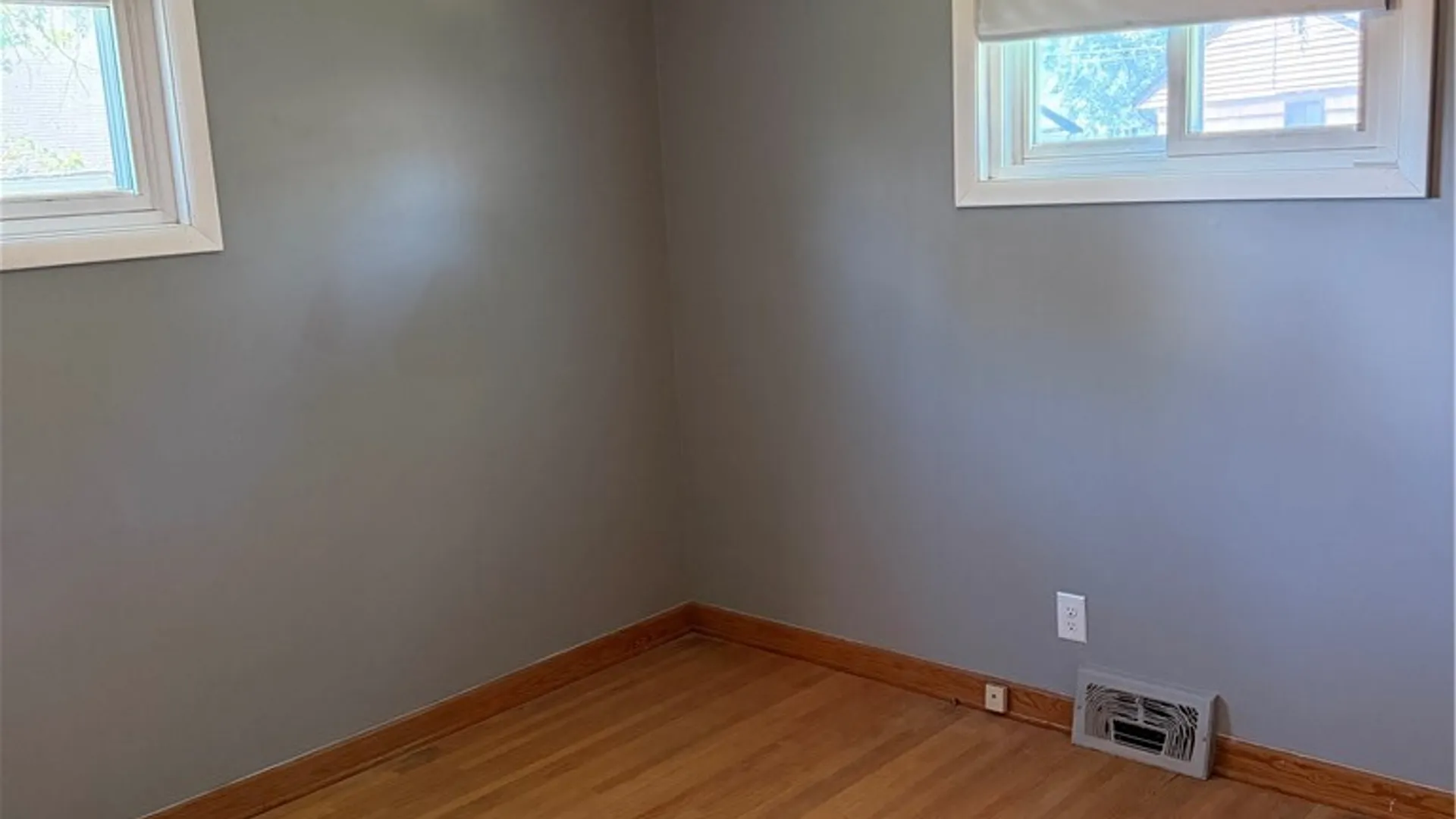 Property at 22 Castle Court, Amherst, NY 14226 20