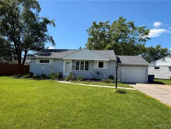 Property at 22 Castle Court, Amherst, NY 14226