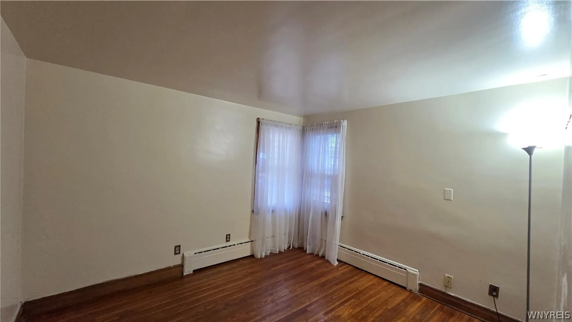 Property at 17 Suffolk Street, Buffalo, NY 14215 12