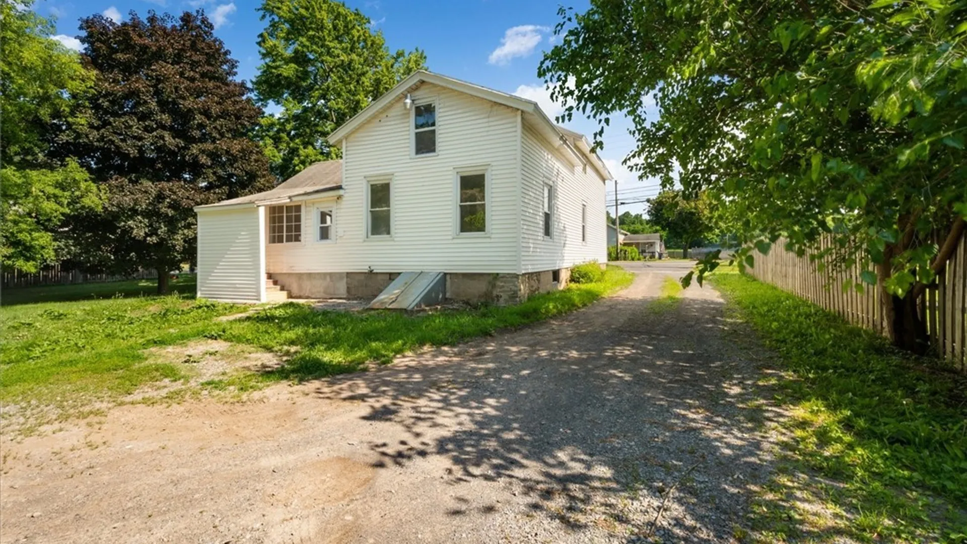 Property at 114 Genesee Street, Lenox, NY 13032 30
