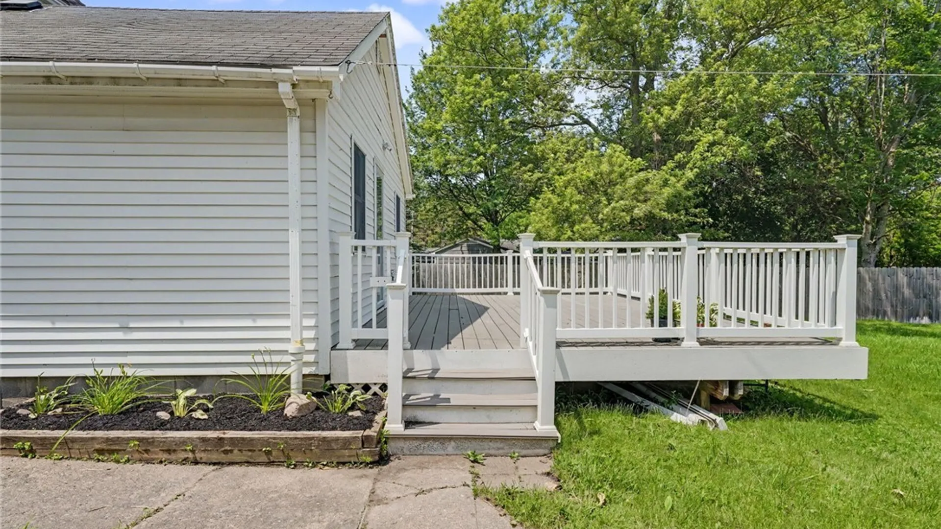 Property at 7881 Seneca Street, Elma, NY 14052 4