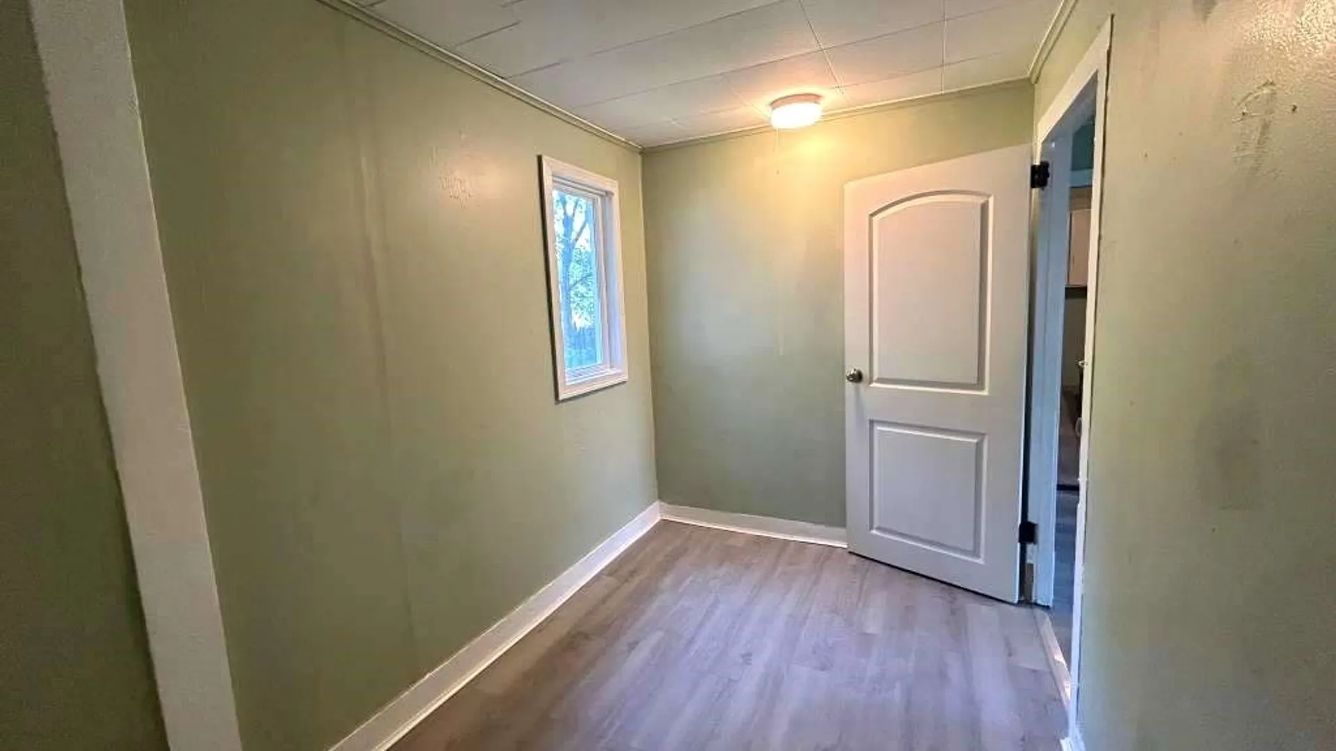 Property at 37 Fox Street, Buffalo, NY 14212 41