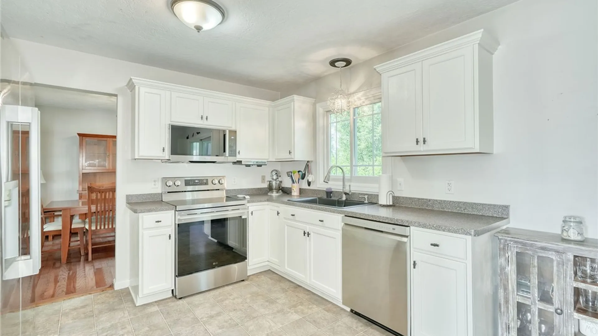 Property at 6149 Lillypond Way, Ontario, NY 14519 15