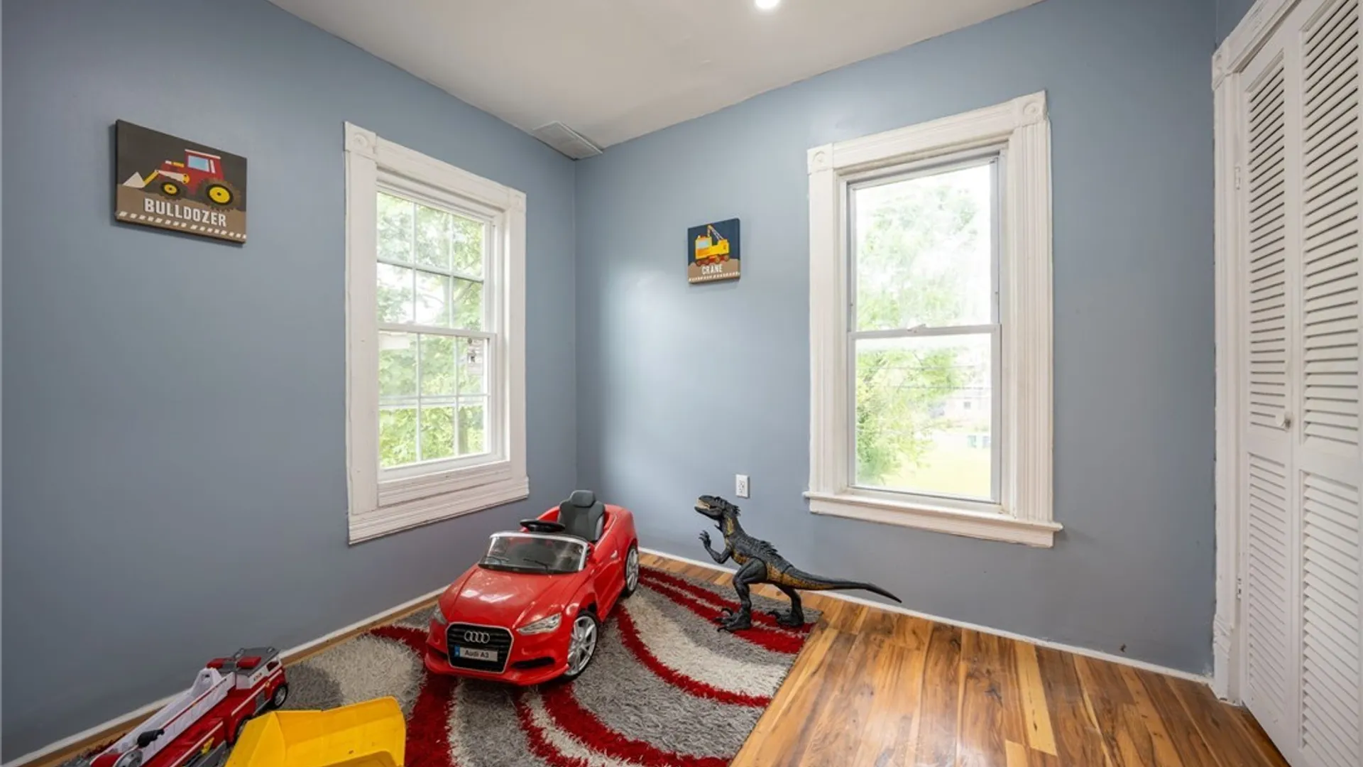 Property at 465 Woodlawn Avenue, Buffalo, NY 14208 16