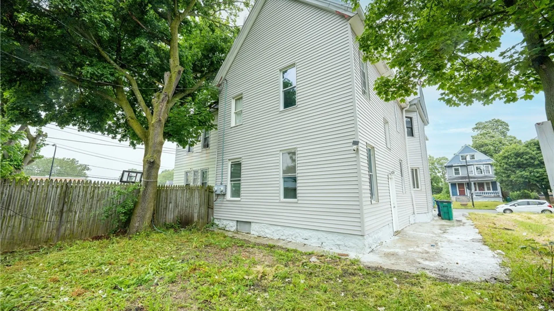 Property at 465 Woodlawn Avenue, Buffalo, NY 14208 45