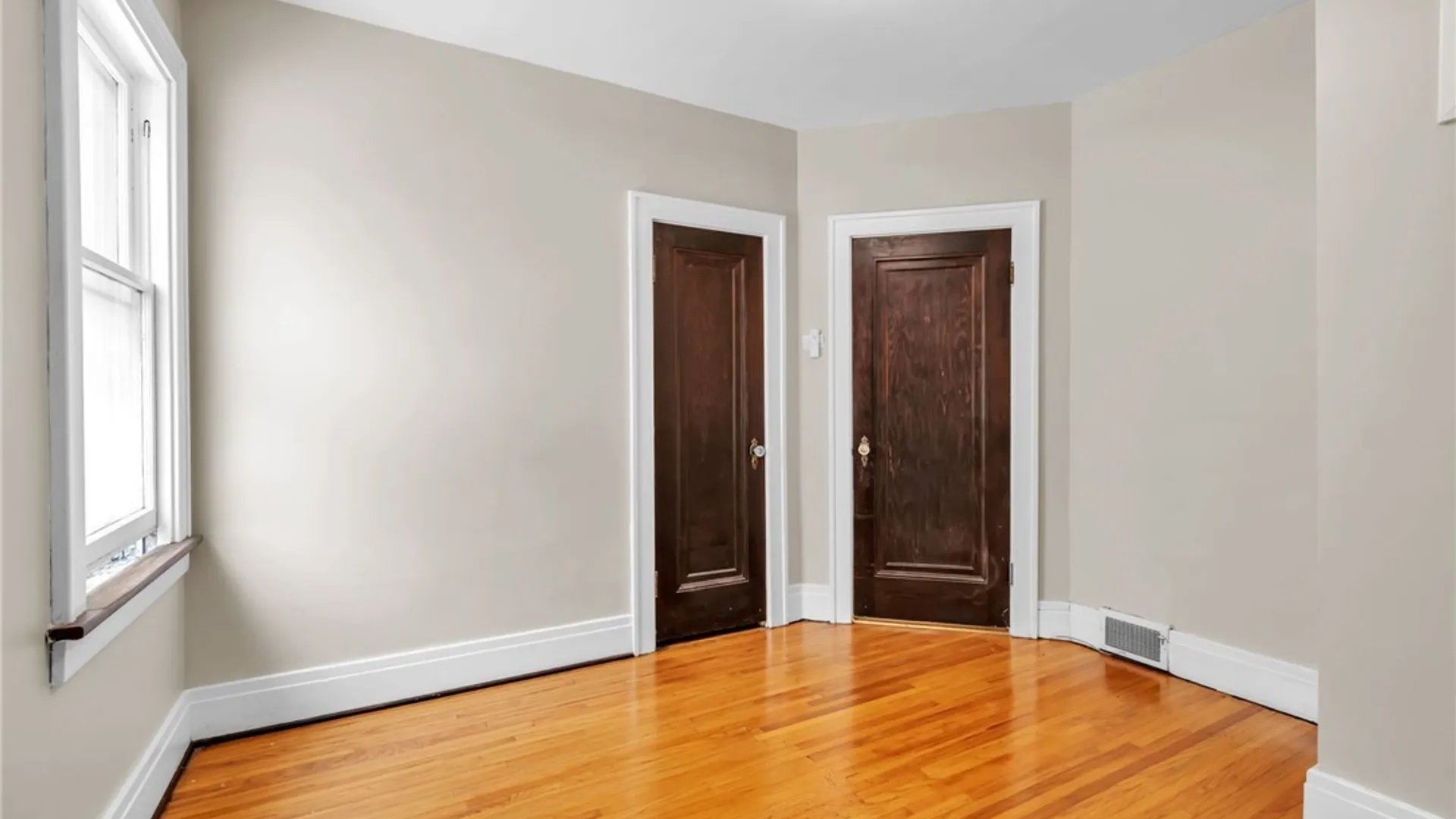 Property at 333 North Drive, Buffalo, NY 14216 34