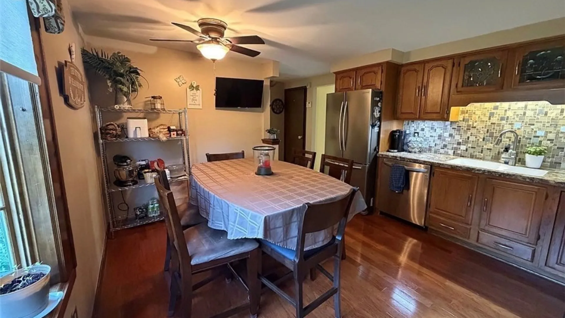 Property at 52 Wyndmoor Court, Cheektowaga, NY 14043 6