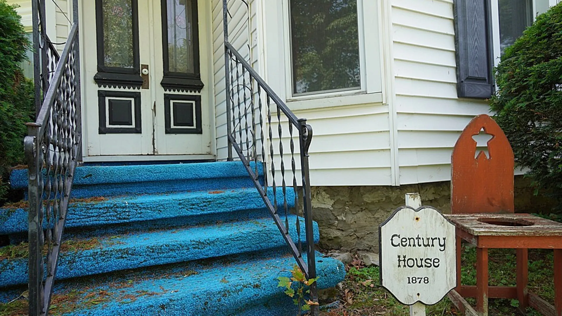 Property at 12 W Main Street, Pembroke, NY 14036 3