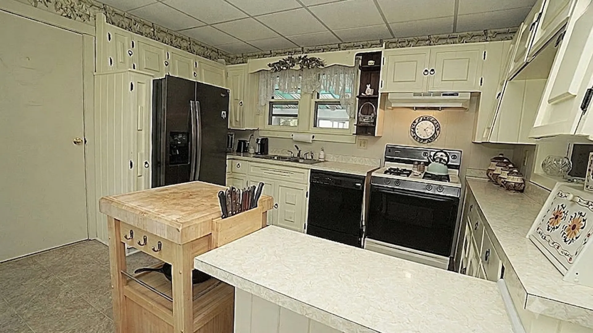 Property at 12 W Main Street, Pembroke, NY 14036 15