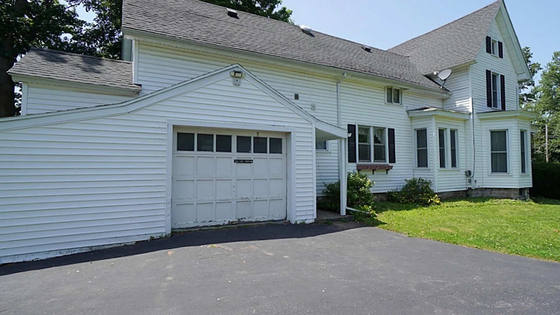 Property at 12 W Main Street, Pembroke, NY 14036 30