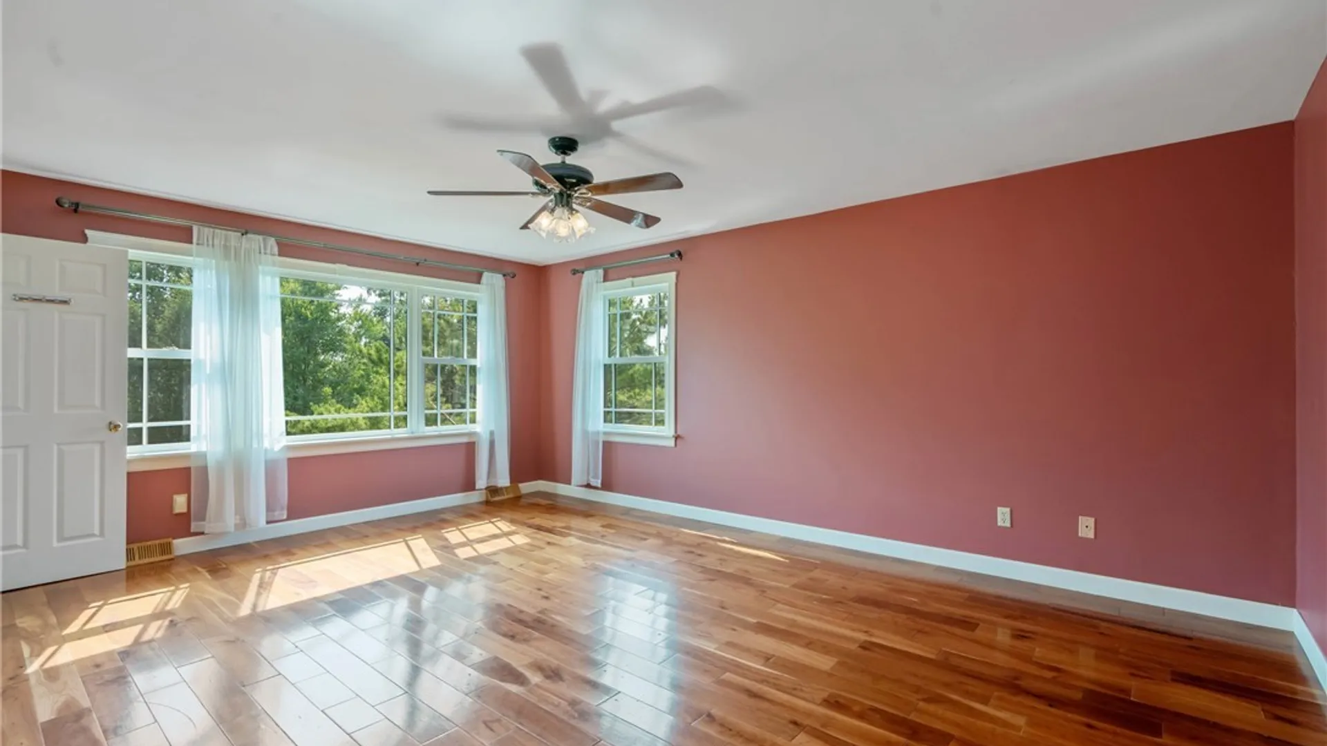 Property at 8294 Prestwick Drive, Manlius, NY 13104 27