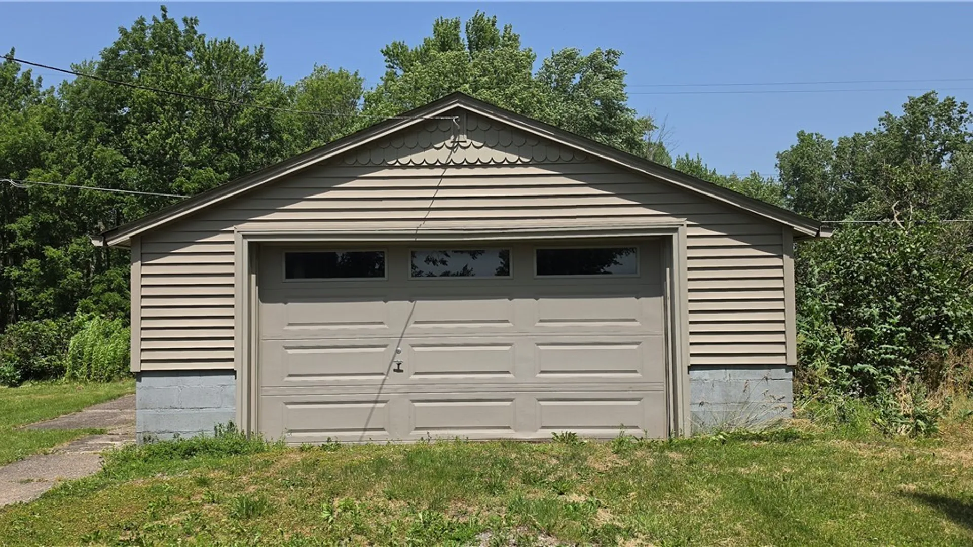 Property at 8805 Chestnut Ridge Road, Royalton, NY 14067 12