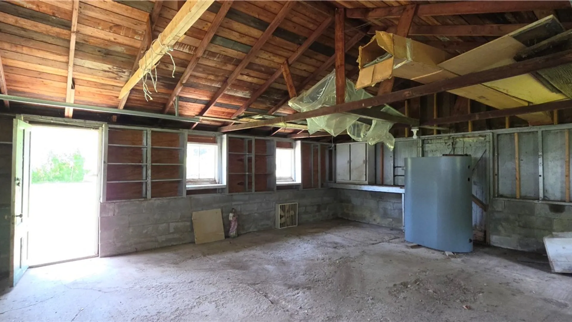 Property at 8805 Chestnut Ridge Road, Royalton, NY 14067 16