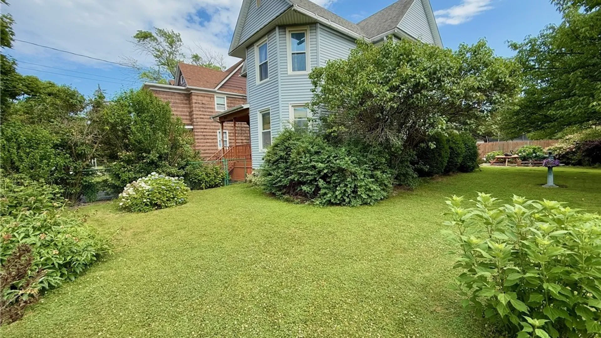 Property at 2821 Walnut Avenue, Niagara Falls, NY 14301 3