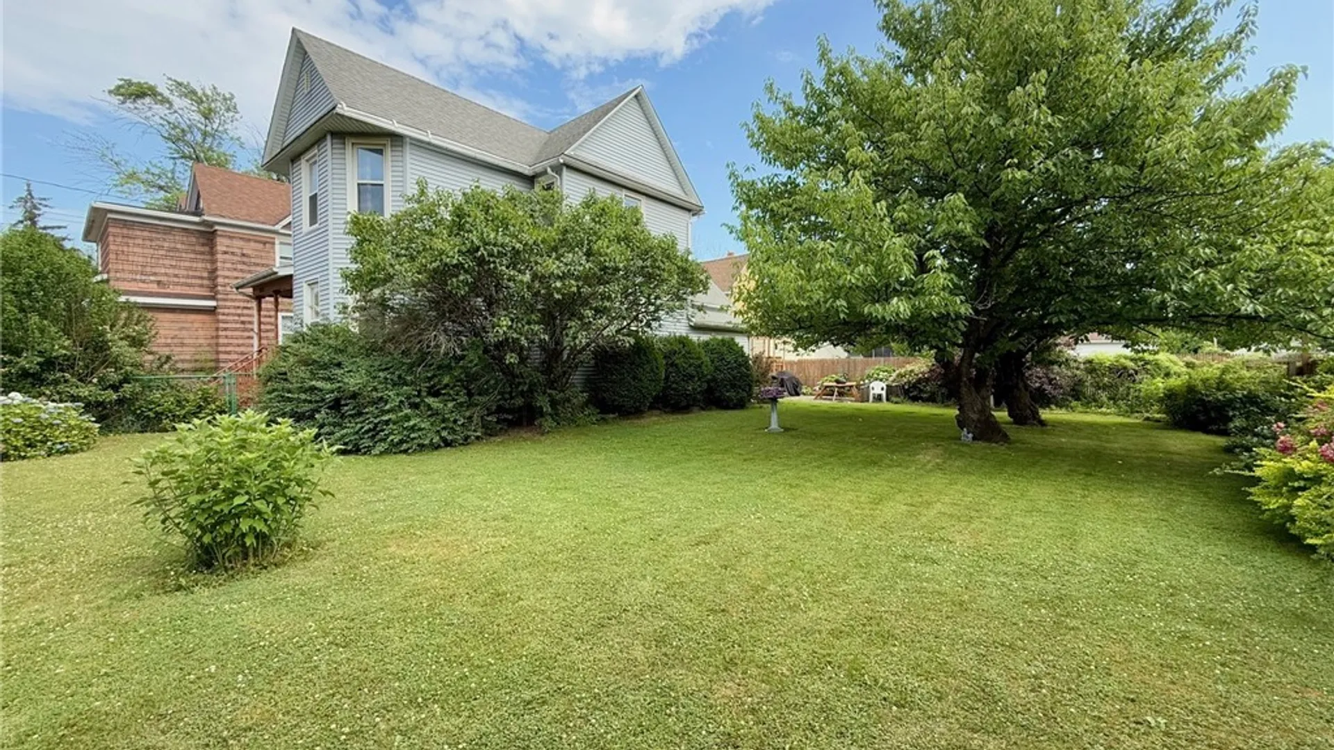 Property at 2821 Walnut Avenue, Niagara Falls, NY 14301 7