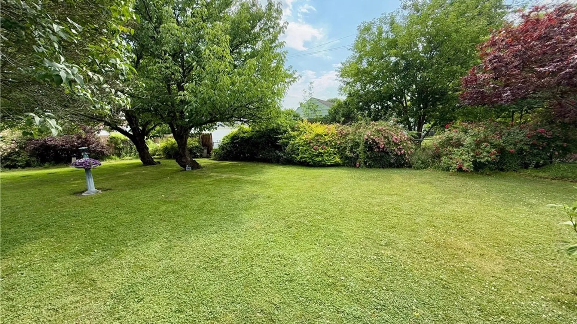 Property at 2821 Walnut Avenue, Niagara Falls, NY 14301 9
