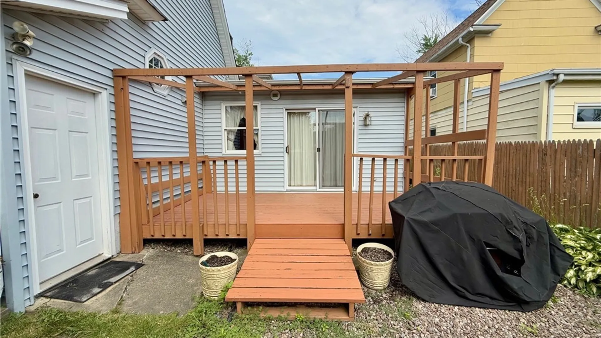 Property at 2821 Walnut Avenue, Niagara Falls, NY 14301 12