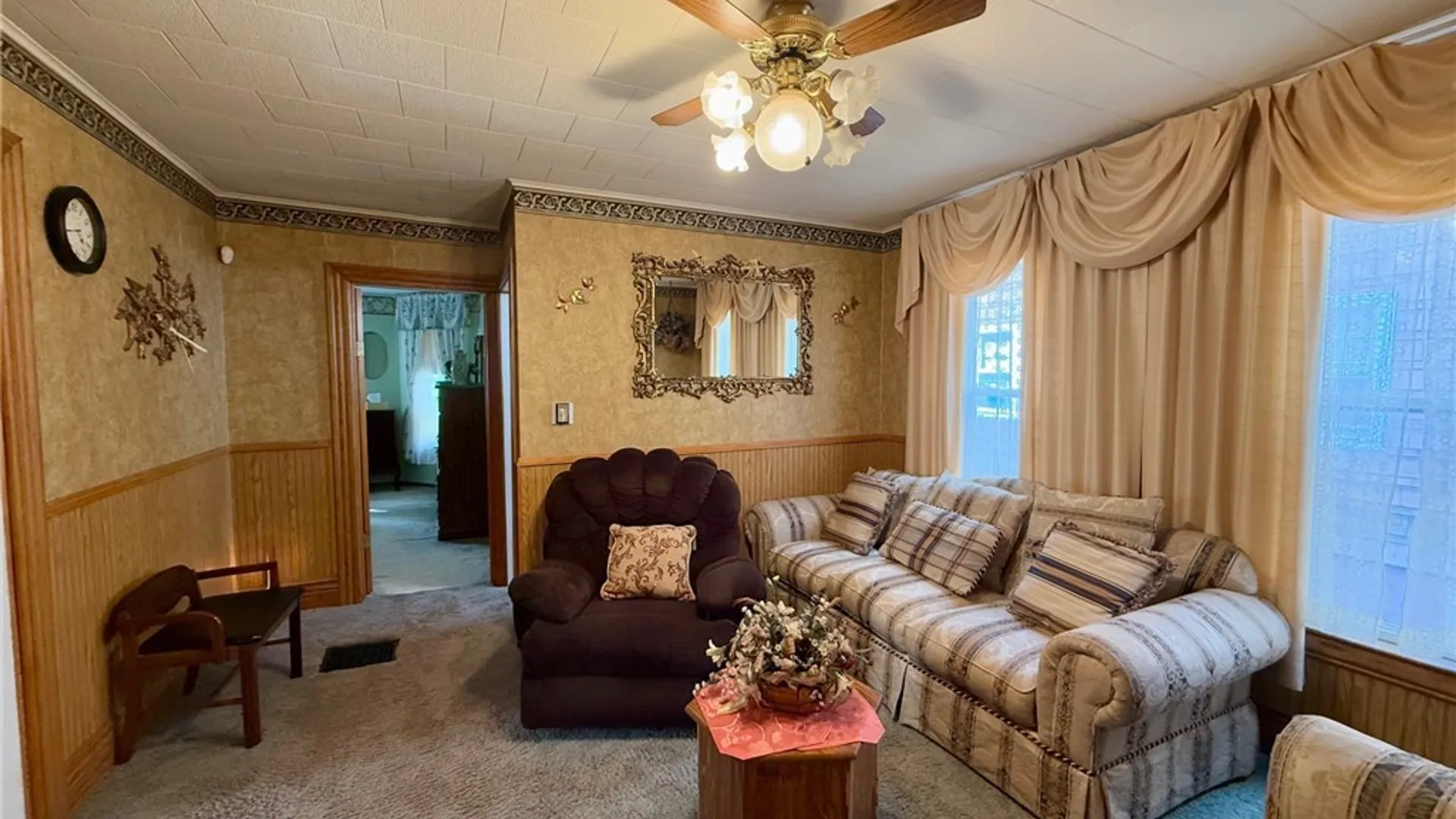 Property at 2821 Walnut Avenue, Niagara Falls, NY 14301 21